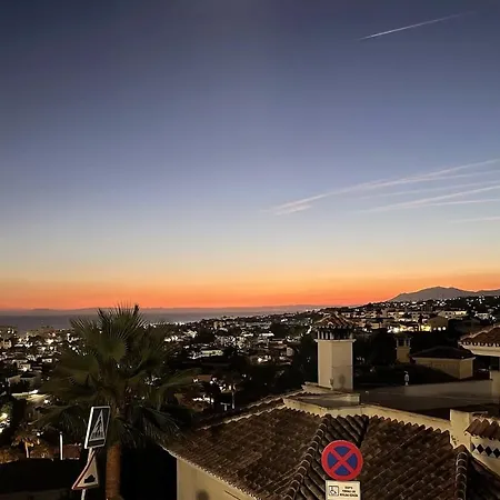 Sea View Riviera- 4 Bed In Riviera Del Sol With Beautiful Sea View! Апартаменты